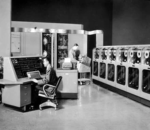 UNIVAC I, premier ordinateur commercial